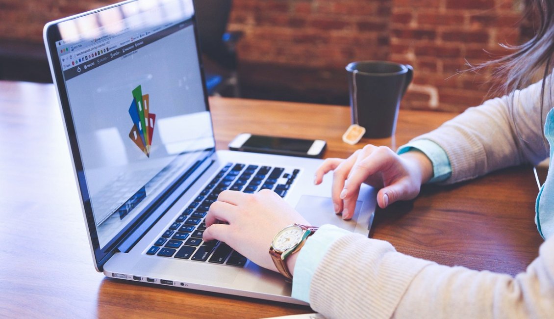 What Encoder Configuration Costs and What Moves the Price